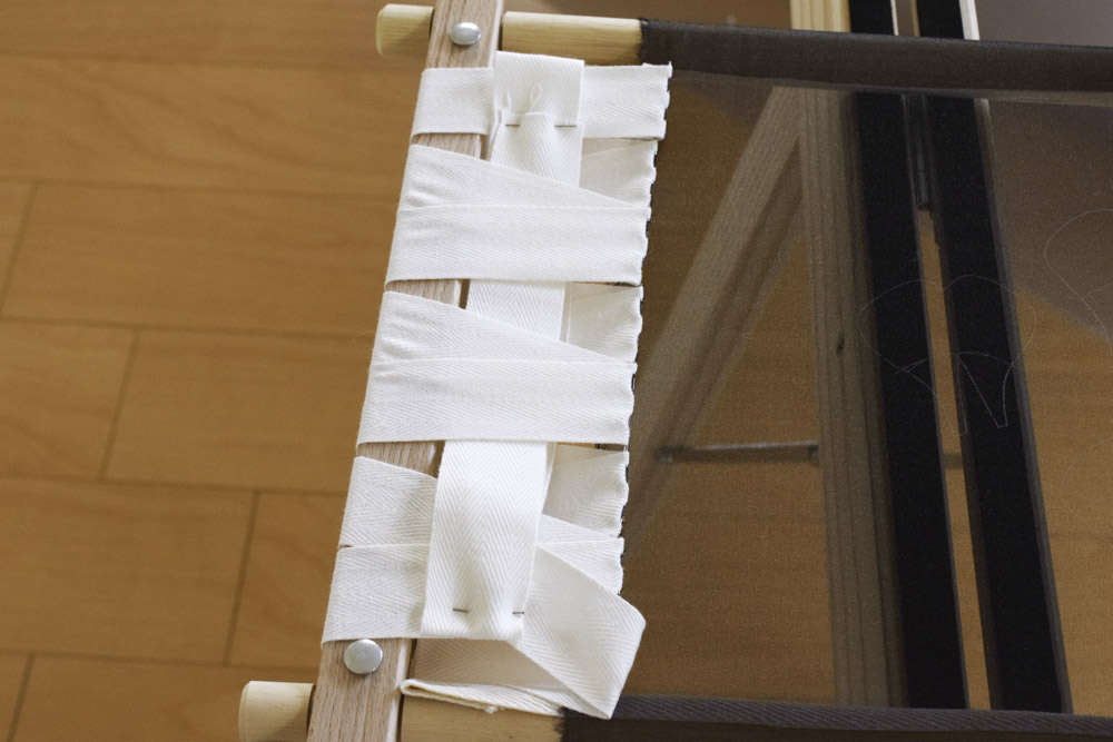 刺繍枠の張り方、布テープ１５